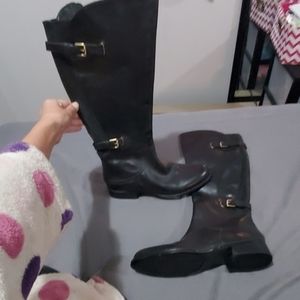 Riding boots